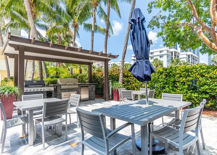 Golden Bay 303
